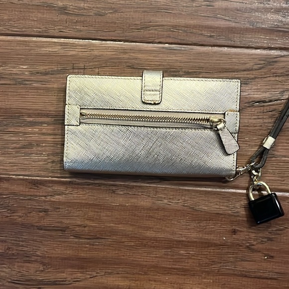 Henri Bendel Gold Metallic Wristlet Wallet - Picture 4 of 7